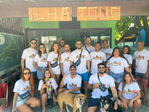  Organizar uma viagem não é fácil. 